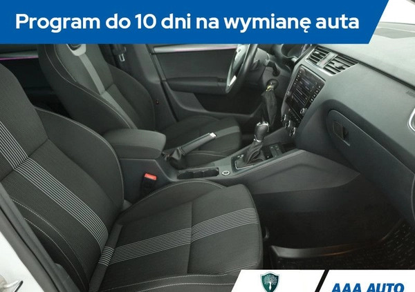 Skoda Octavia cena 62000 przebieg: 193632, rok produkcji 2017 z Reda małe 301
